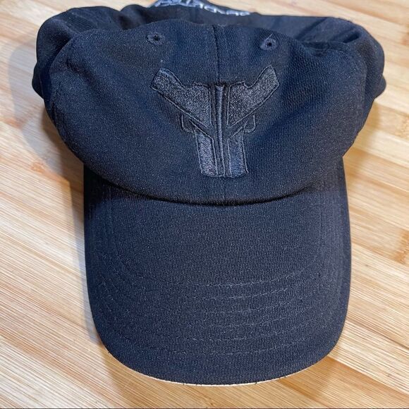 Bladetech black hat  - Picture 1 of 4